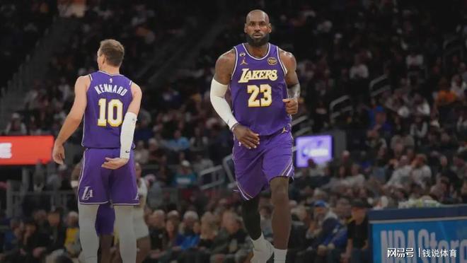 湖人双核复出希望燃起 东契奇有望火线回归助阵